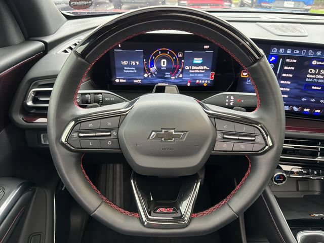Used 2024 Chevrolet Traverse RS w/ LPO, Floor Liner Package AWD/4WD image 16