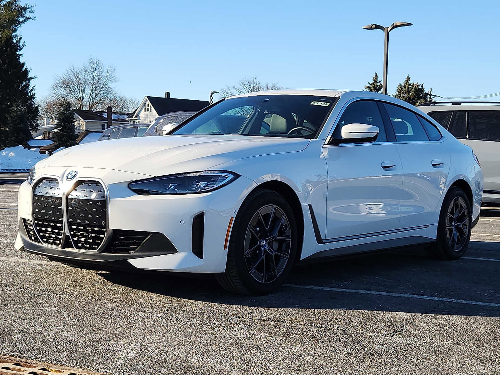 Certified 2023 BMW i4 eDrive40 w/ Premium Package image 3