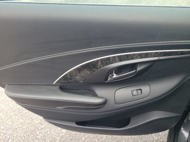 Used 2015 Buick LaCrosse Leather AWD/4WD image 30