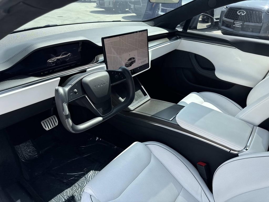 Used 2022 Tesla Model S Plaid image 15