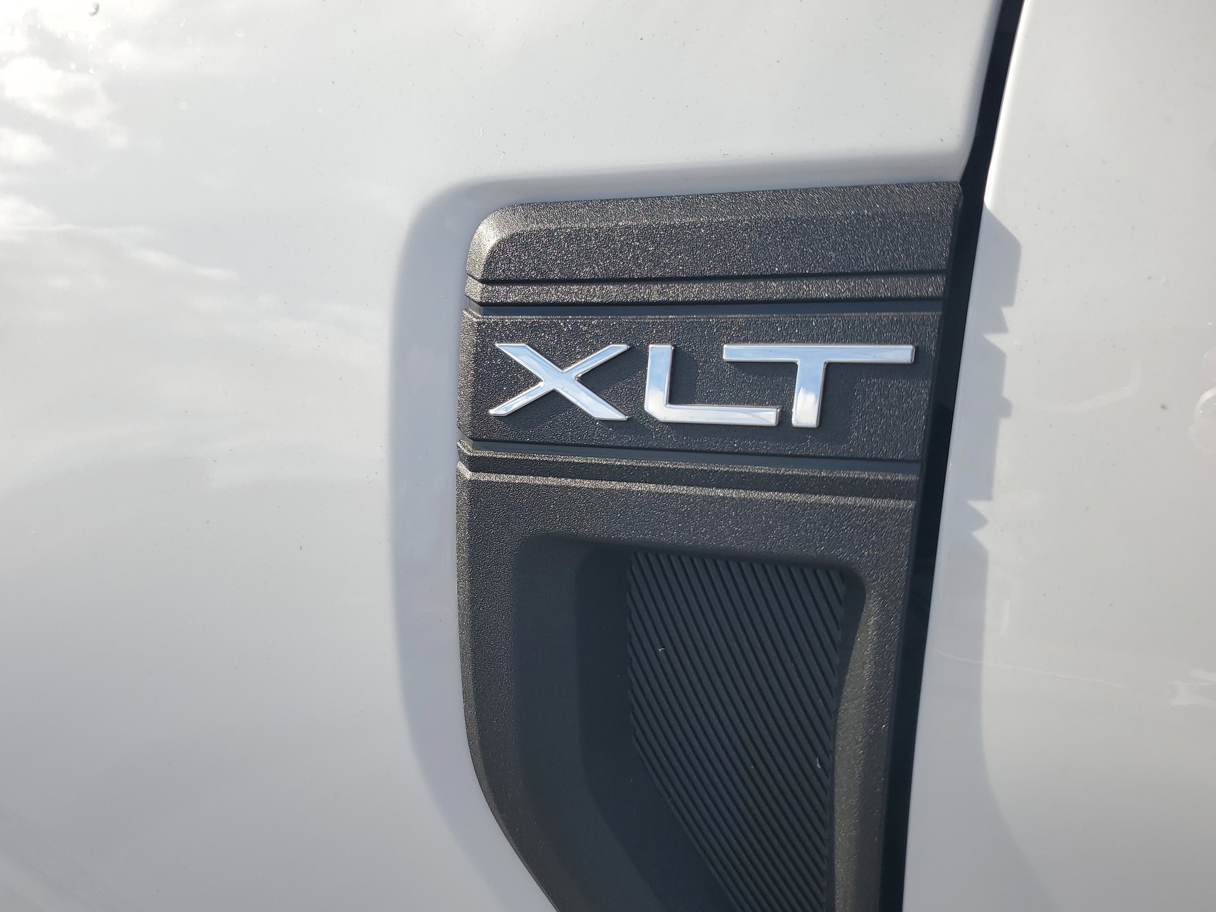 New 2026 Ford Maverick XLT FWD image 8