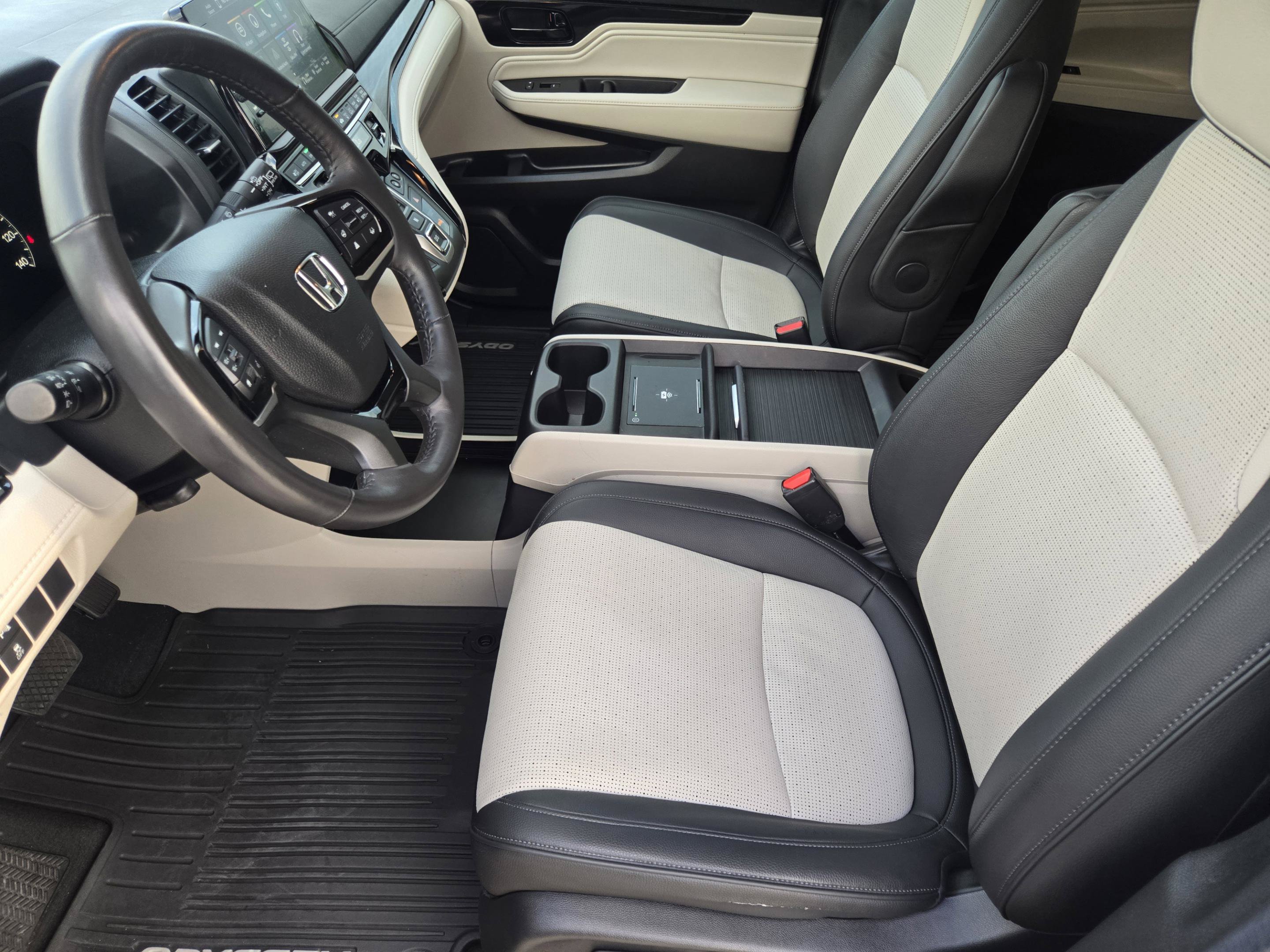 Certified 2025 Honda Odyssey Elite image 9
