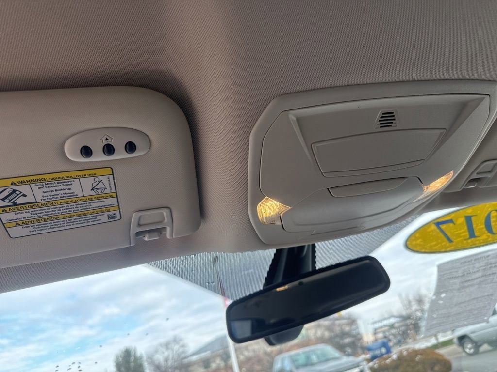 Used 2017 Ford Escape Titanium image 31