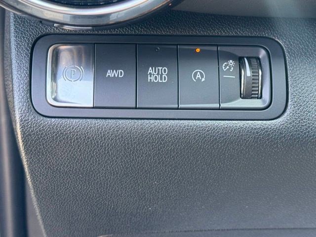 Used 2025 Chevrolet Equinox LT AWD/4WD image 14