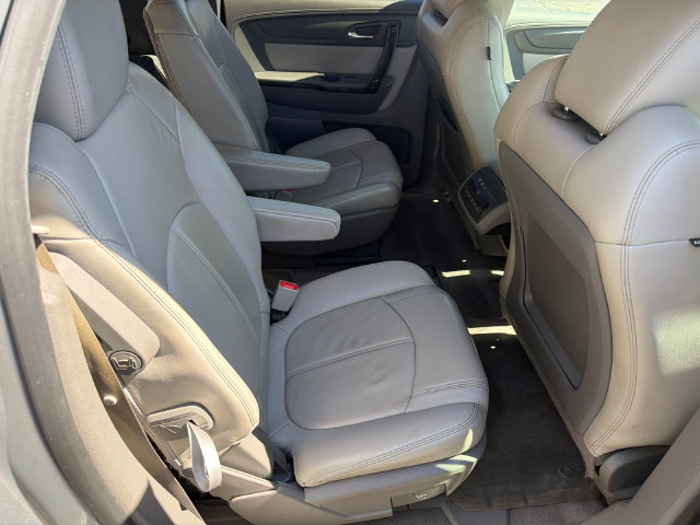 Used 2014 GMC Acadia SLT FWD image 17