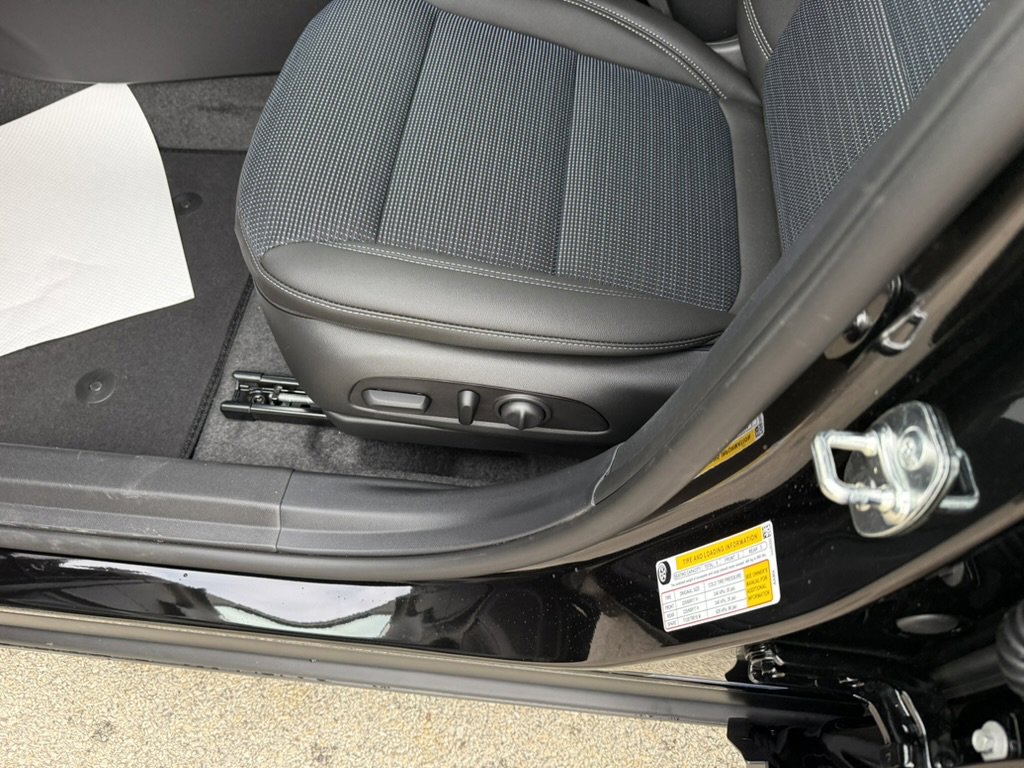 New 2026 Buick Envista Preferred image 12