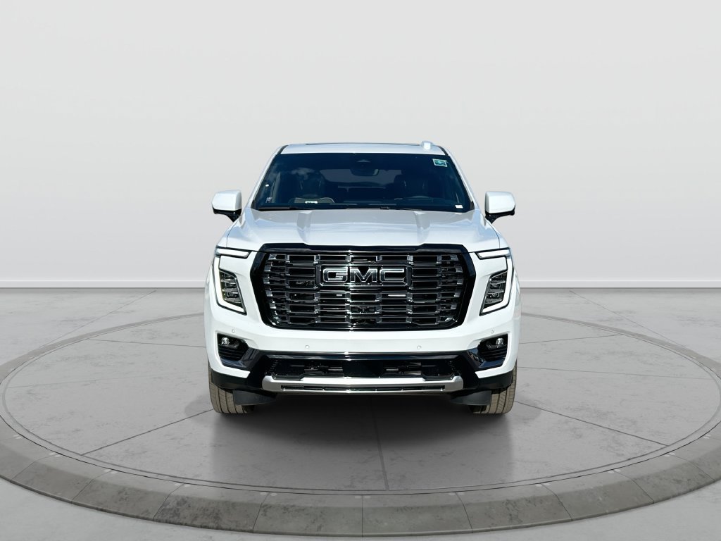 New 2026 GMC Yukon Denali Ultimate AWD/4WD image 3