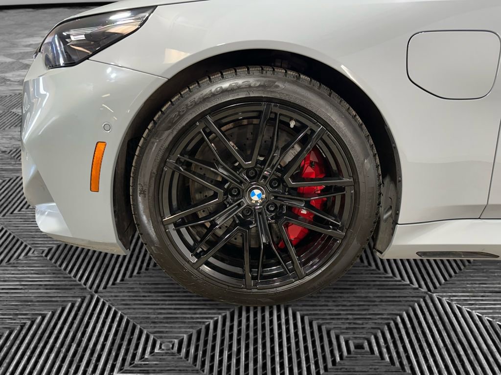 Used 2025 BMW M5 Touring image 12