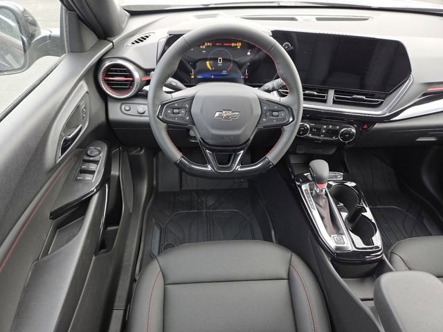 New 2026 Chevrolet Trax RS w/ Driver Confidence Package FWD image 31