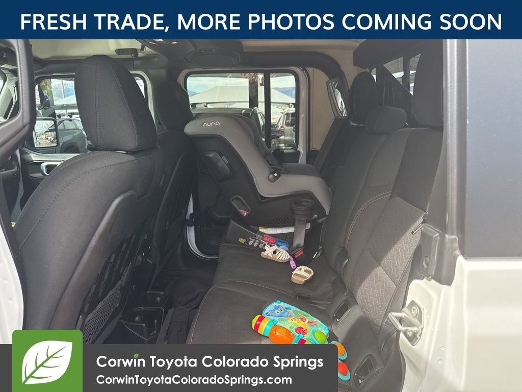 Used 2021 Jeep Gladiator Mojave image 7