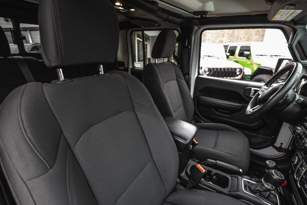 Used 2020 Jeep Gladiator Sport w/ Quick Order Package 24S AWD/4WD image 33