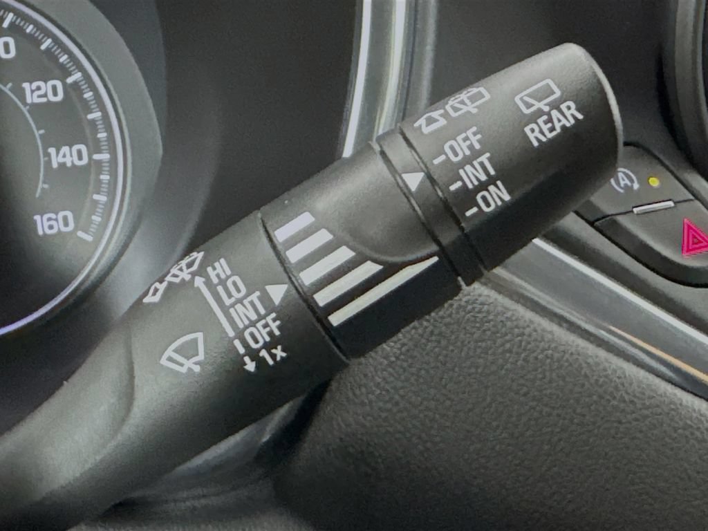 Used 2023 Chevrolet Blazer LT FWD image 13