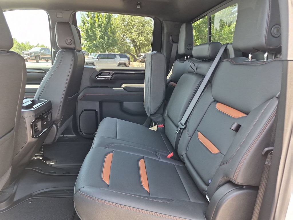 New 2026 GMC Sierra 2500 AT4 w/ AT4 Premium Plus Package AWD/4WD image 39