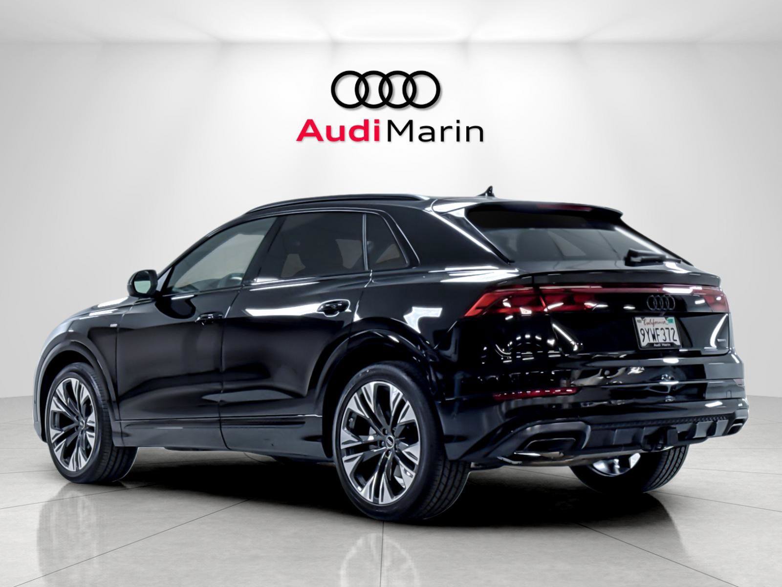 Certified 2026 Audi Q8 Prestige AWD/4WD image 3