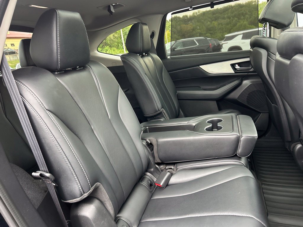 Used 2023 Acura MDX w/ Technology Package AWD/4WD image 42