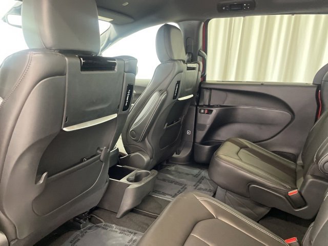 New 2026 Chrysler Pacifica Select image 40