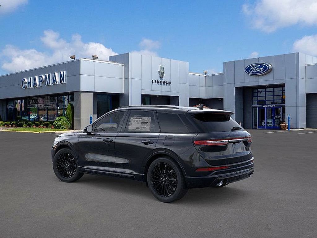 New 2026 Lincoln Corsair Reserve w/ Jet Appearance Package image 4