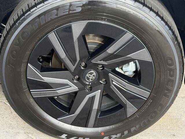 Certified 2026 Toyota C-HR AWD/4WD image 8