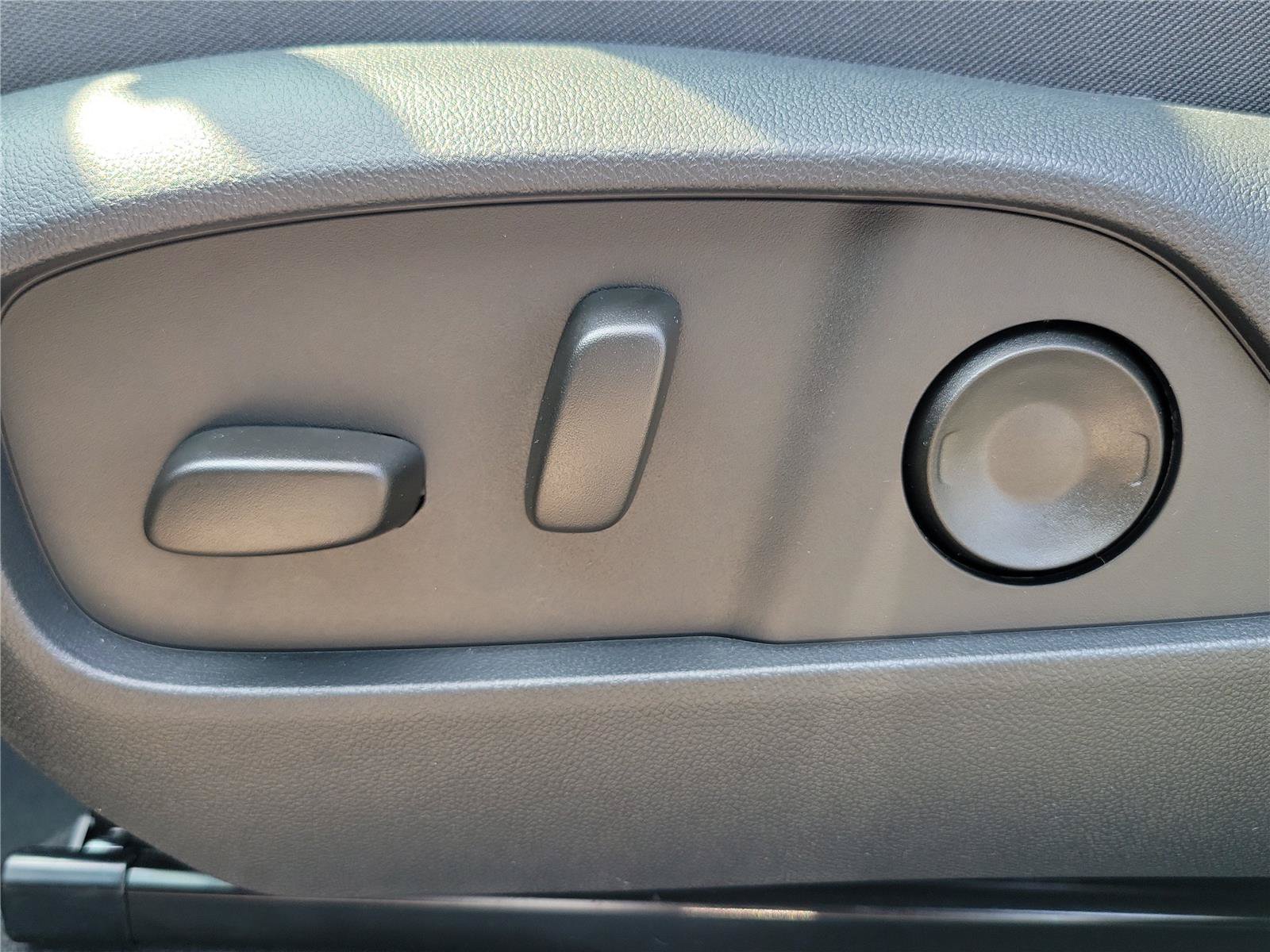 New 2027 GMC Terrain Elevation w/ Elevation Premium Package FWD image 15