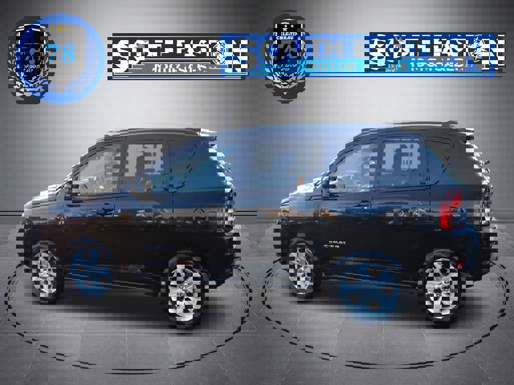 Used 2016 Jeep Compass Latitude image 8