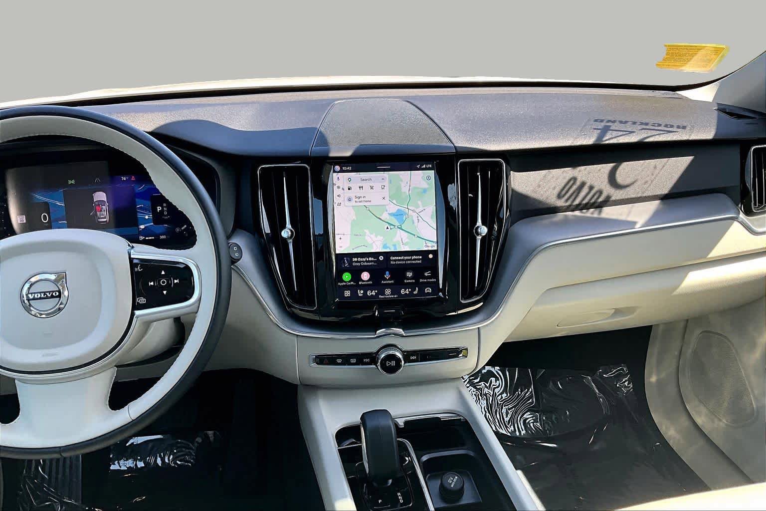Certified 2024 Volvo XC60 B5 Core w/ Protection Package Premier AWD/4WD image 7