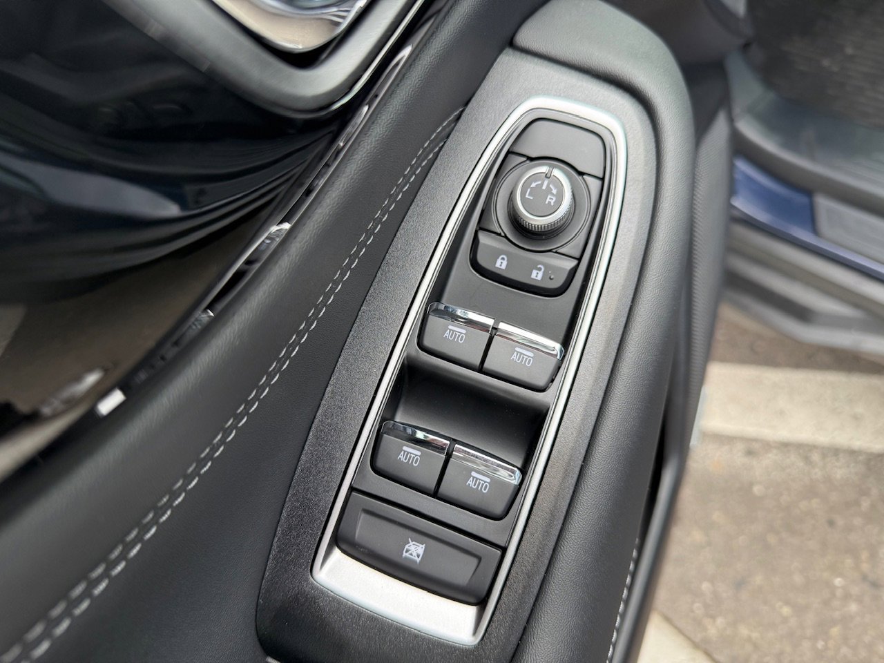 New 2025 Subaru Outback Limited XT image 12