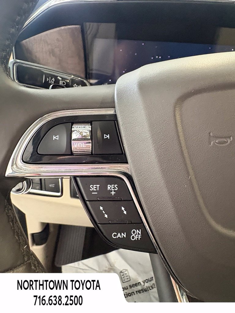 Used 2019 Lincoln Navigator Reserve w/ Cargo Package AWD/4WD image 22