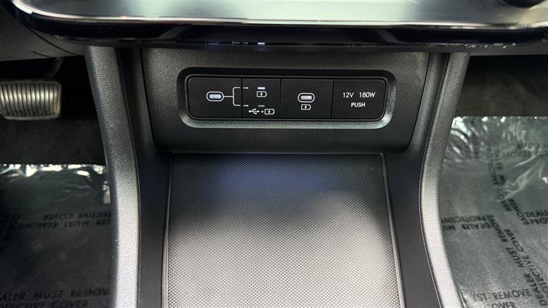 Used 2025 Hyundai Tucson Limited FWD image 38
