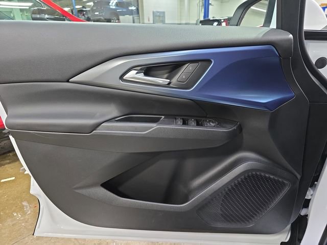 New 2026 Chevrolet Equinox EV LT image 28