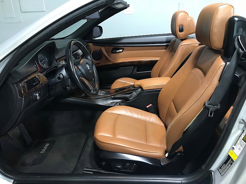 Used 2013 BMW 328i Convertible RWD image 18