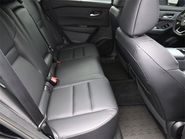 Used 2024 Nissan Rogue SV w/ SV Premium Package image 33