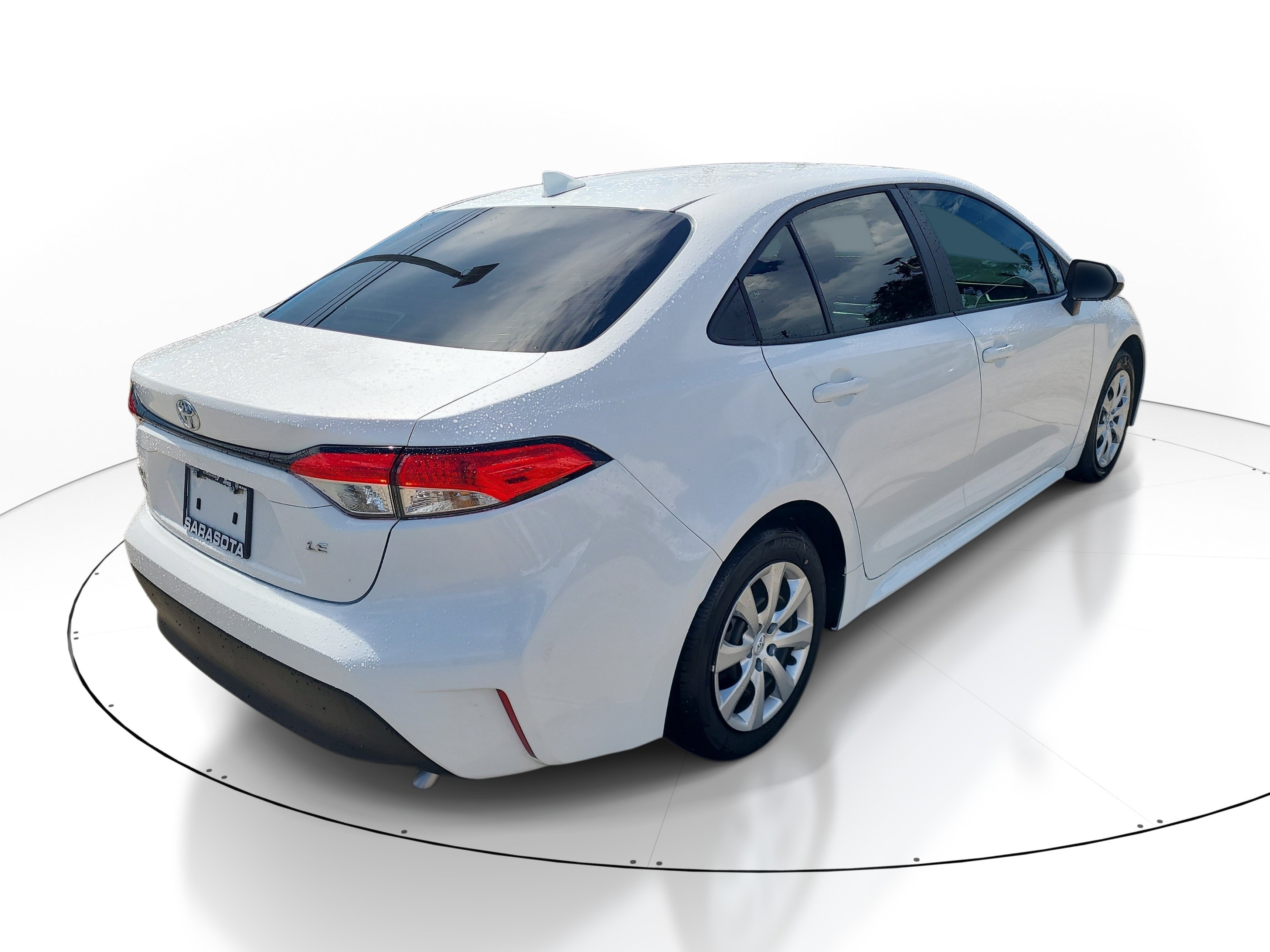 Used 2025 Toyota Corolla LE FWD image 6