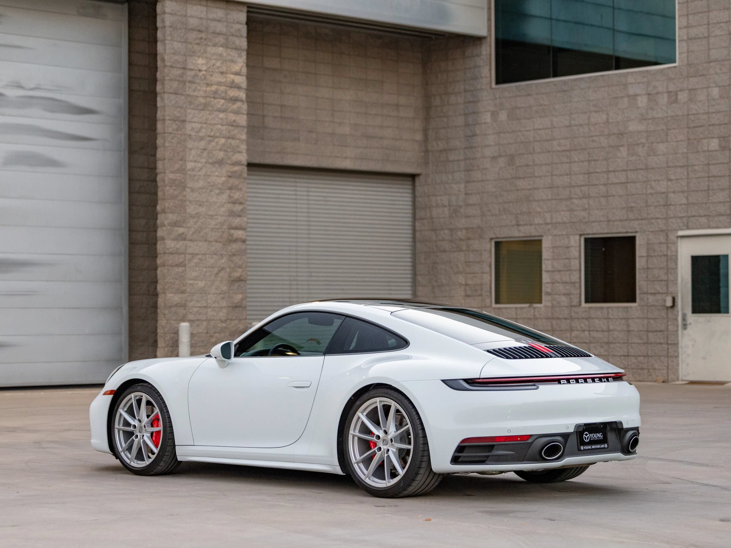 Used 2022 Porsche 911 Carrera S RWD image 6