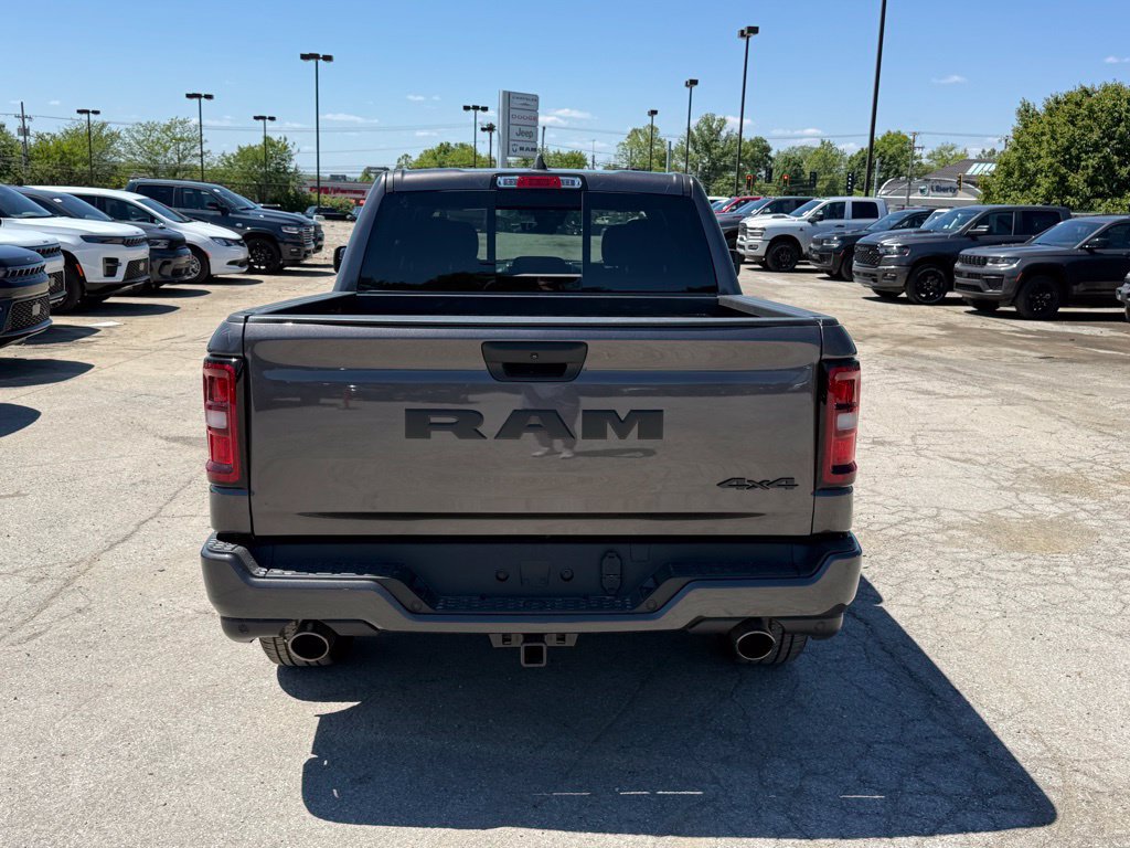 New 2026 RAM 1500 Express AWD/4WD image 7