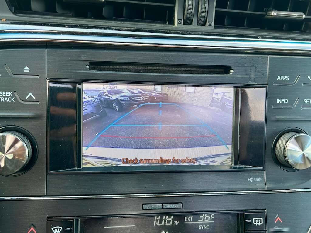 Used 2013 Toyota Avalon XLE image 27