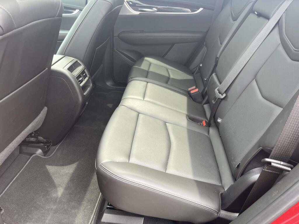 Used 2023 Cadillac XT5 Premium Luxury FWD image 17