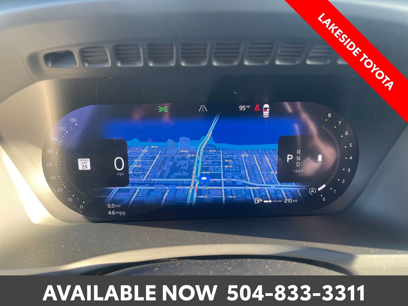 Used 2024 Volvo XC90 B6 Plus AWD/4WD image 37