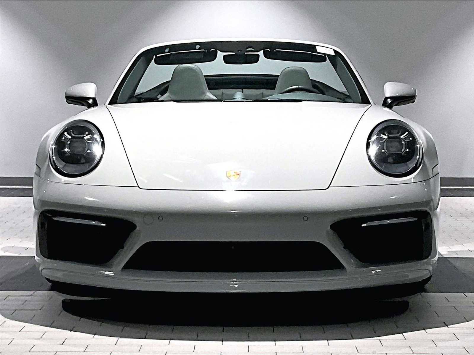 Used 2021 Porsche 911 Carrera S image 13