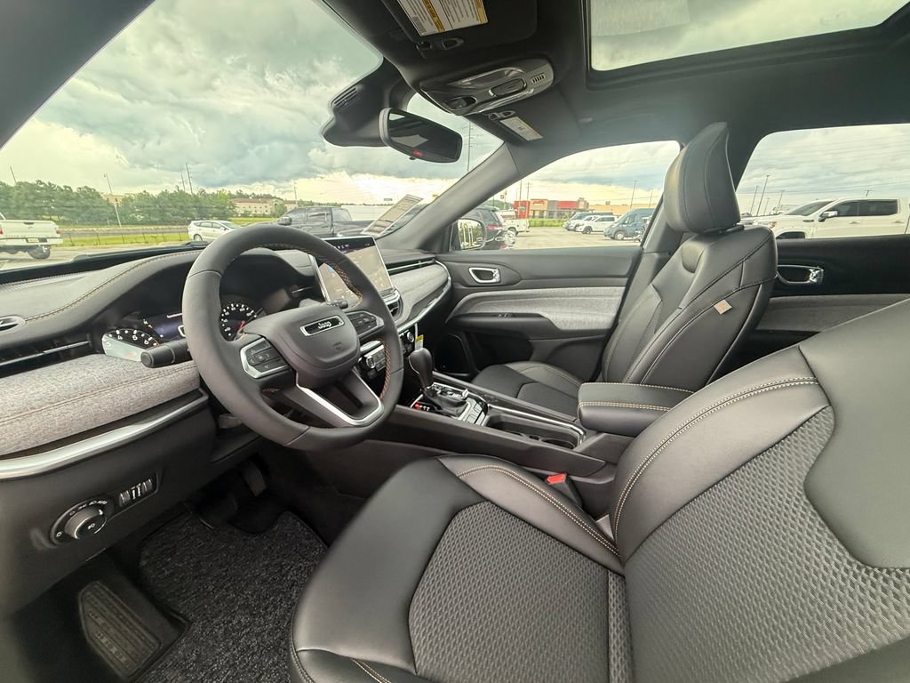 New 2026 Jeep Compass Latitude AWD/4WD image 20