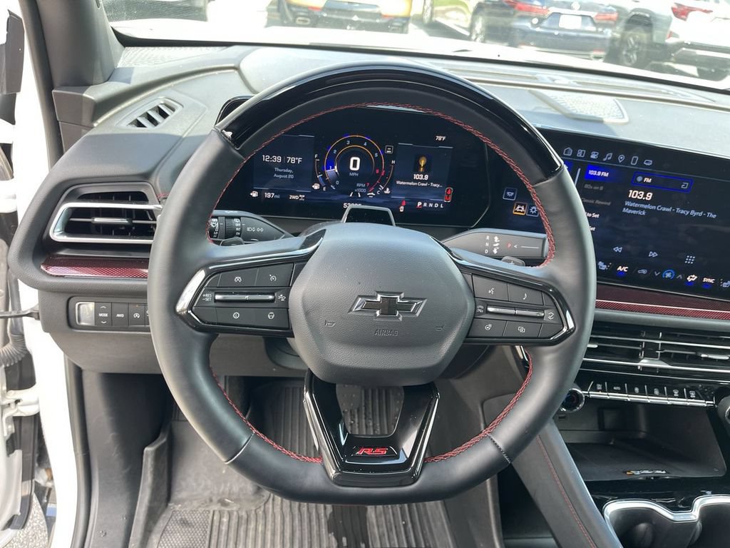 Used 2024 Chevrolet Traverse RS AWD/4WD image 14