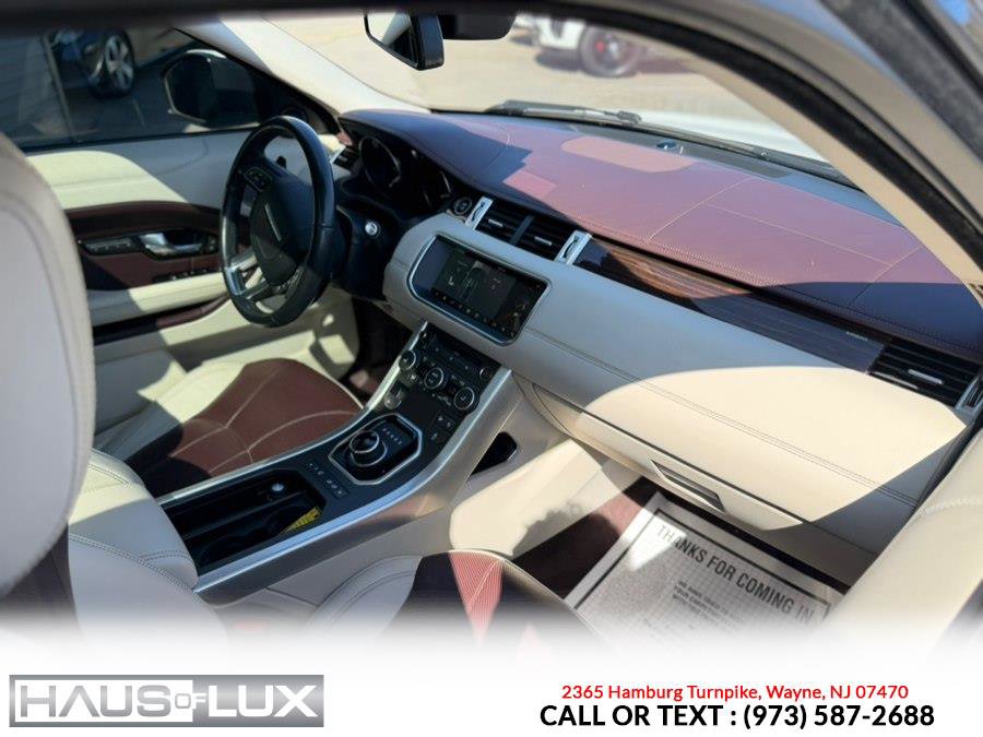 Used 2018 Land Rover Range Rover Evoque Autobiography image 23