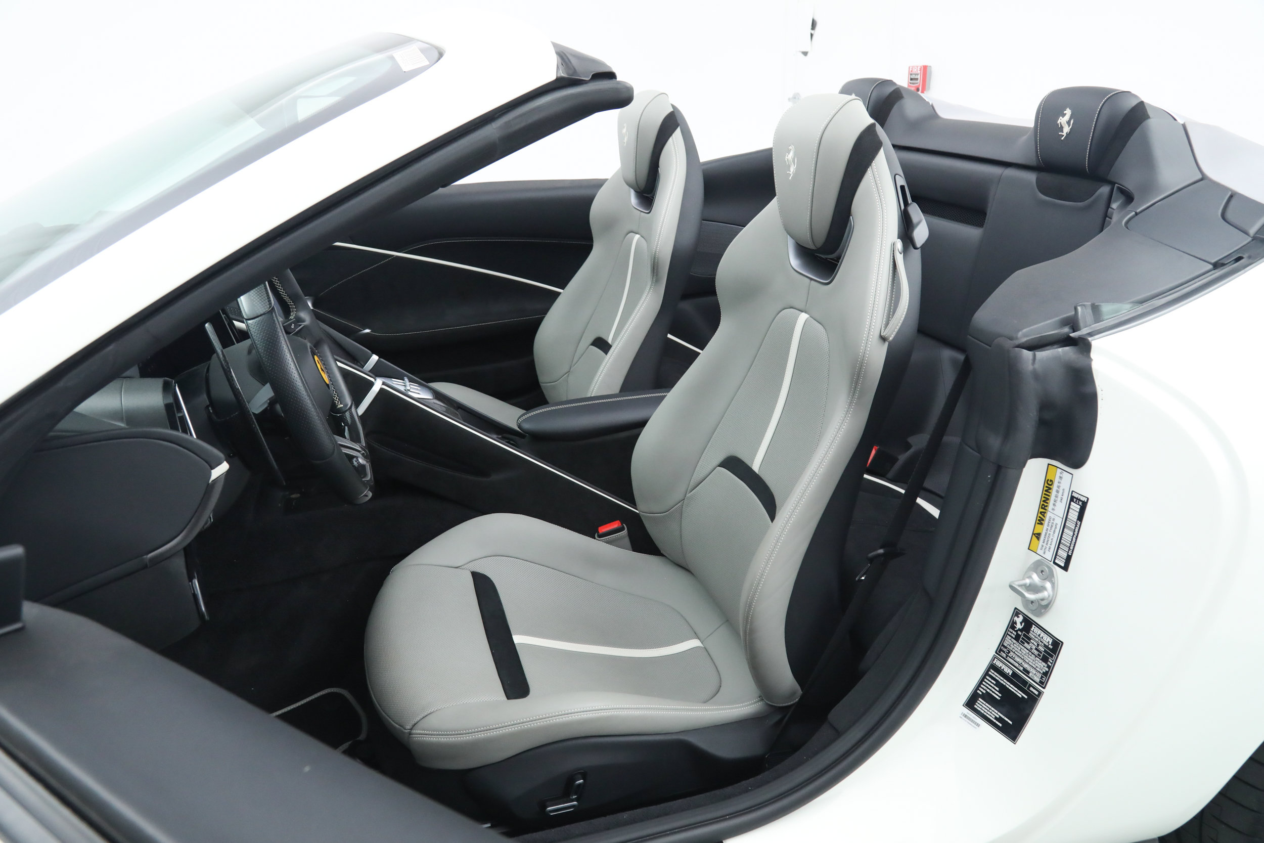 Certified 2024 Ferrari Roma Spider RWD image 5