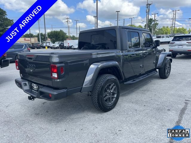 Used 2024 Jeep Gladiator Sport AWD/4WD image 4