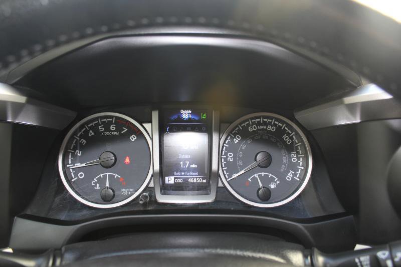 Used 2022 Toyota Tacoma SR5 image 28