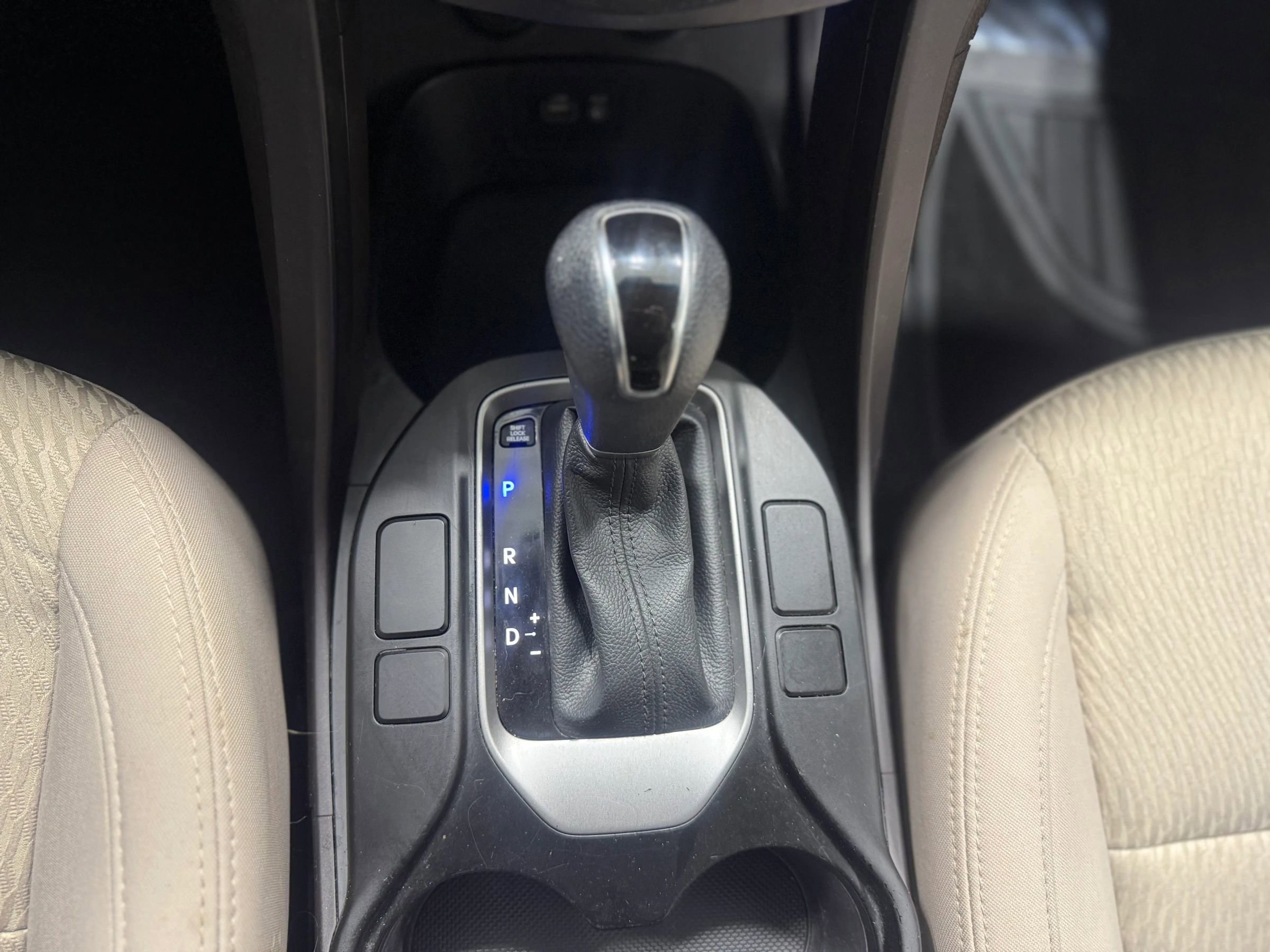 Used 2018 Hyundai Santa Fe Sport AWD/4WD image 21