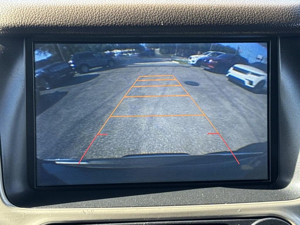 Used 2015 GMC Yukon XL Denali w/ Premium Package image 28