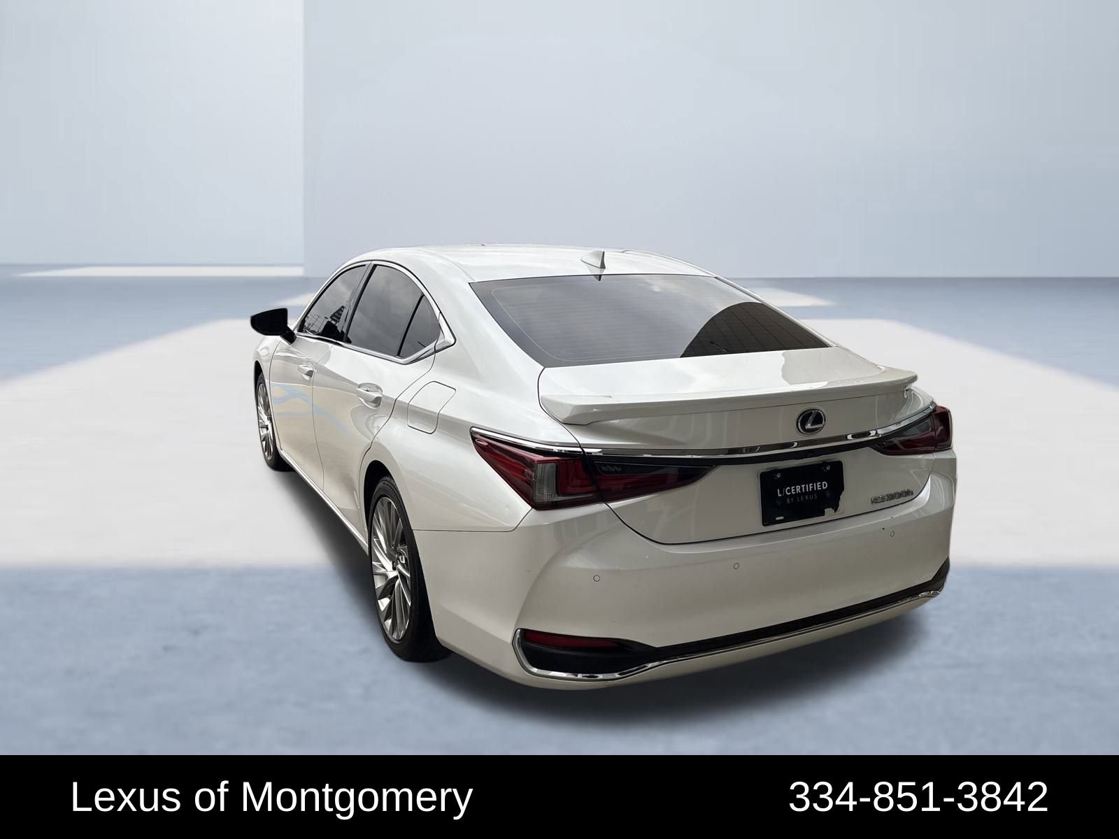 Used 2019 Lexus ES 300h image 3