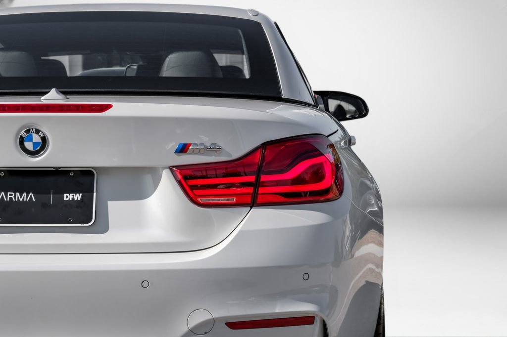 Used 2018 BMW M4 Convertible image 55