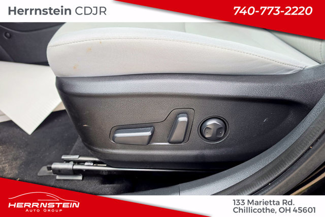 Used 2023 Hyundai Kona SEL w/ Cargo Package AWD/4WD image 16