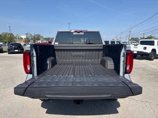 Used 2025 GMC Sierra 1500 AT4X AWD/4WD image 9